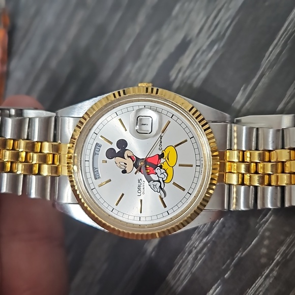 Lorus Accessories - Rare Vintage Lorus Mickey Watch
